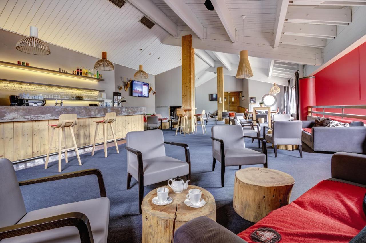 Hotel Les Bruyeres Les Menuires Bagian luar foto